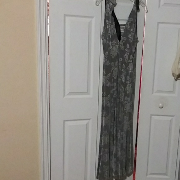 Evening gown - Picture 3 of 4